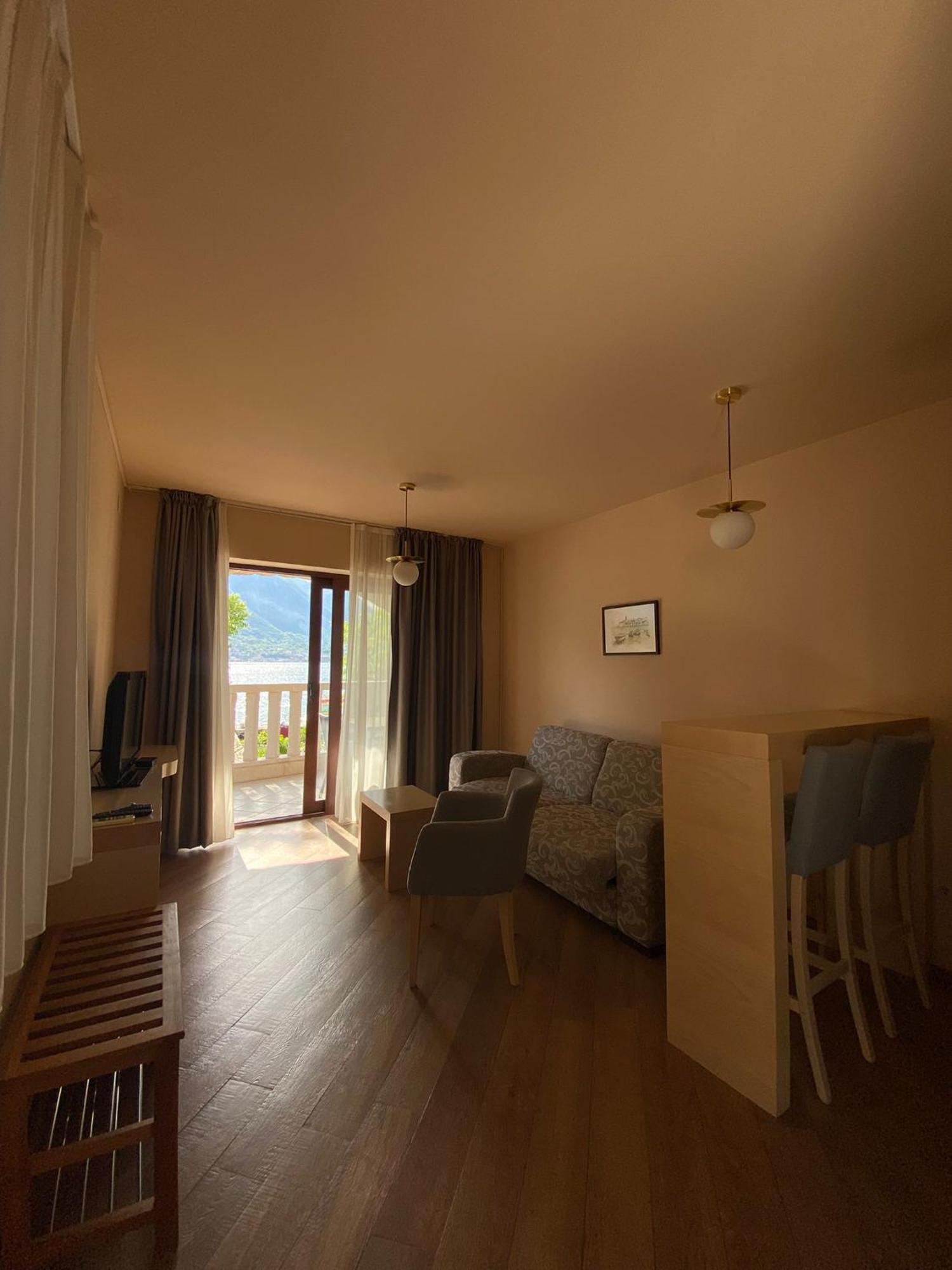 Apartments Bella Di Mare โกตอร์ ภายนอก รูปภาพ